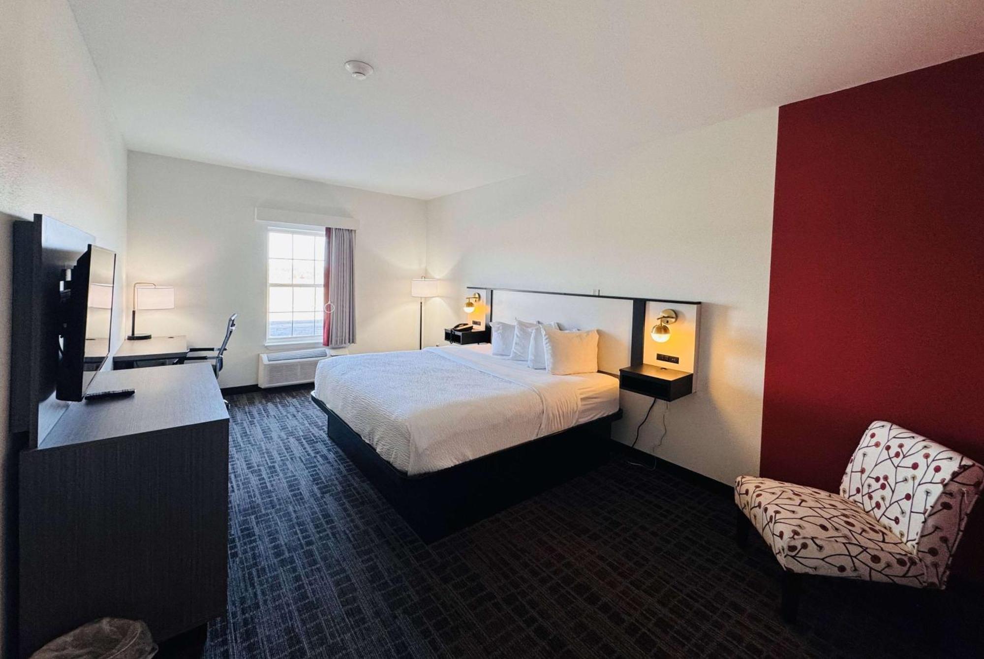 Ramada By Wyndham Sparta/At Speedway Extérieur photo